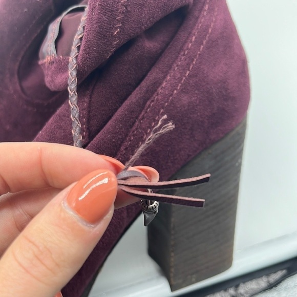Dolce Vita Casee Maroon Purple Tie Back Suede Heeled Sock Booties Size 9 - Picture 11 of 16